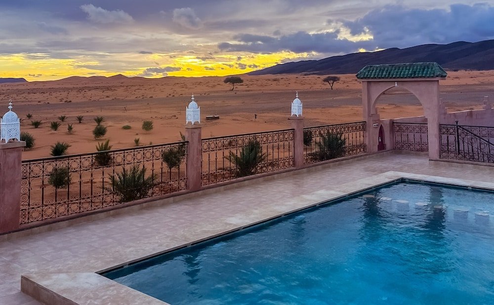 2 days jeep tour in Merzouga: desert landscape