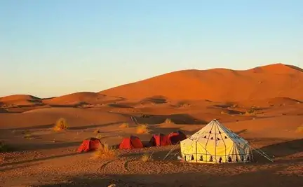 Private 4x4 overlanding and wild desert camping in Merzouga